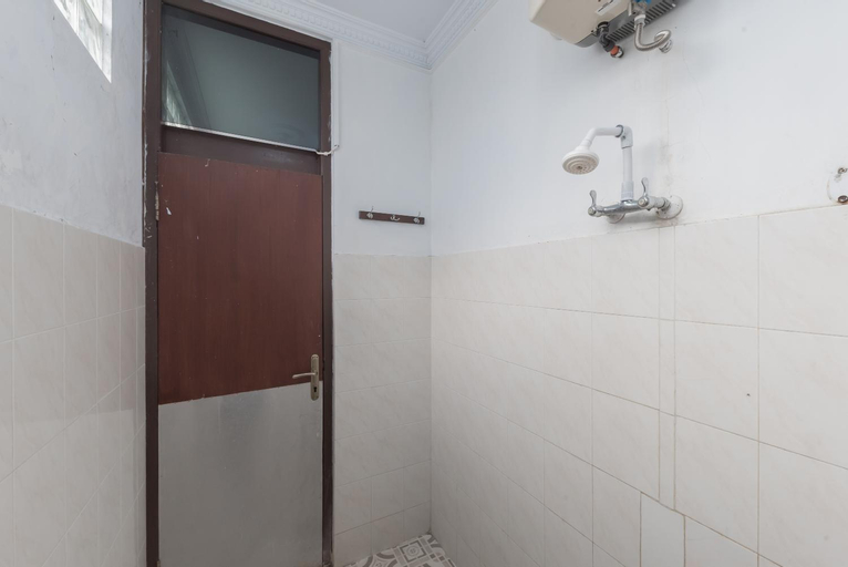 Bathroom 3