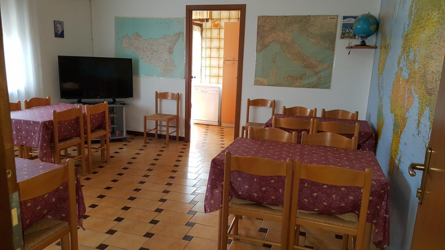 Others 3, B&B da Pietro, Enna