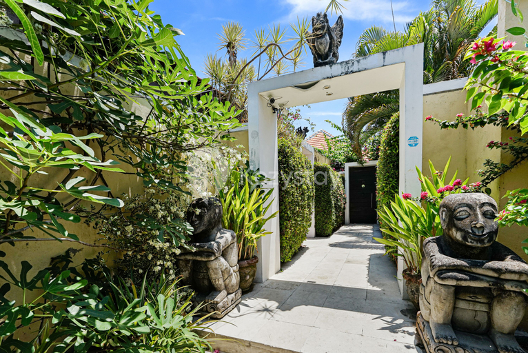 Others 1, Sombra Villa by Kozystay, Denpasar