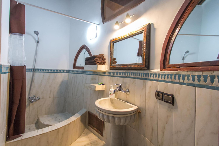 Bathroom 2, Riad dar mansoura, Fès