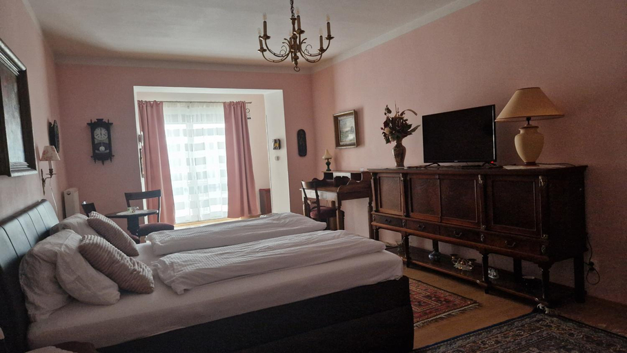 Others 2, Penzion PIANO & Apartment PIANO, Sokolov