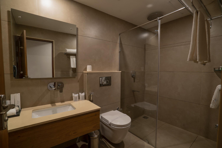 Bathroom 4