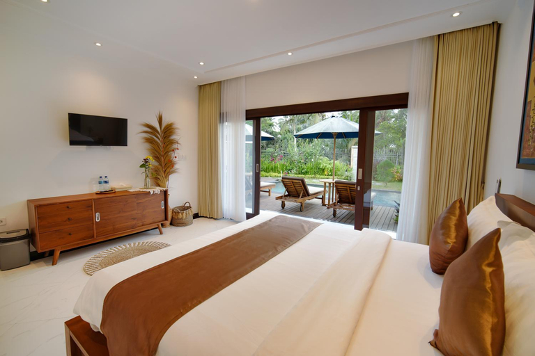Bedroom 9
