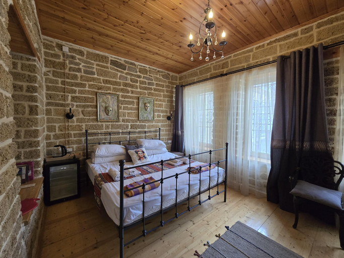 Bedroom 3, Old Rooms Hotel, Baku