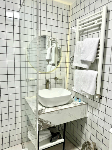 Bathroom 3, Garden Hotel, Akhalkalaki