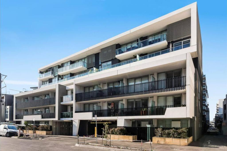 Exterior & Views 1, Bayside Melbourne Apartment, Port Phillip - West