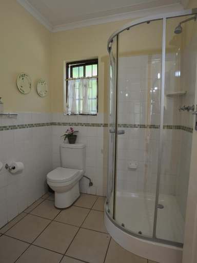 Bathroom 3, Petal Faire Cottage, City of Tshwane