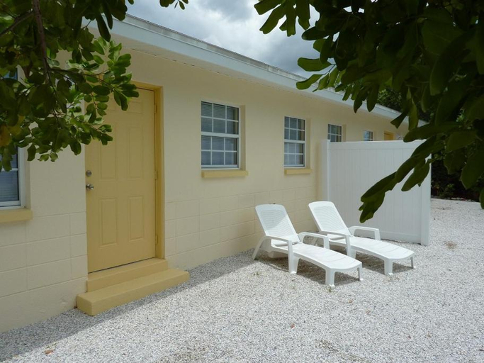 Others 2, Beach Resort in Cape Coral, Lee
