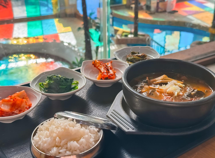 Food & Drinks, Jungheung Gold Spa & Resort, Naju