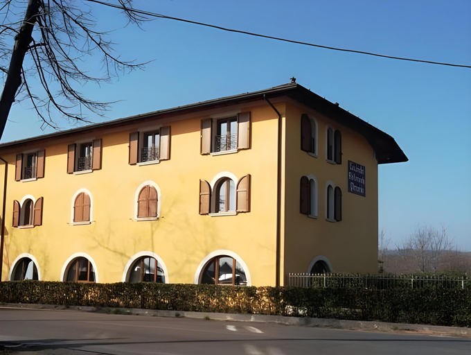 Others 5, Albergo Le Piante, Brescia
