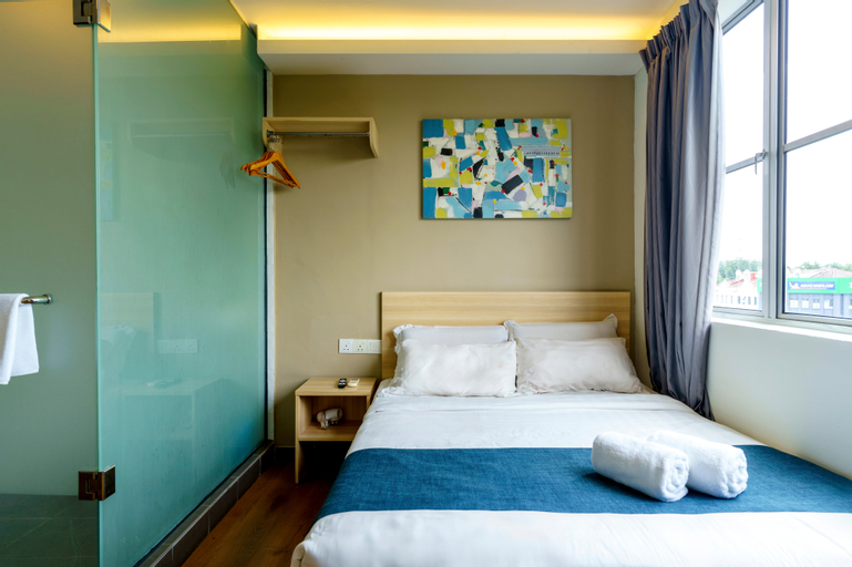 Bedroom 13