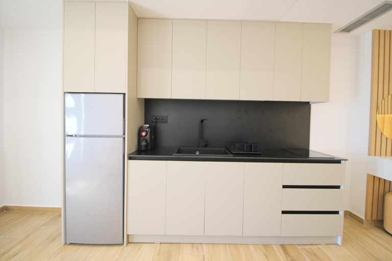 Others 4, Alis Apartments, Sarandës