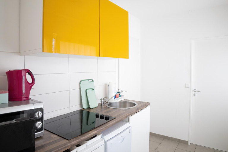 Others 4, B&B MY PLACE mit Fruhstuckspaket - with Breakfastbox, Frankfurt am Main