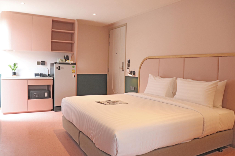 Bedroom 13
