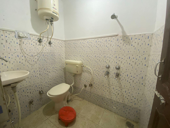 Bathroom 3, Happy Stay Home Stay, Chamba