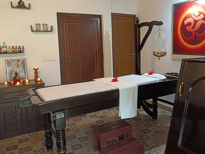 Sport & Beauty 4, AYURVEDA TOURS INDIA, Delhi