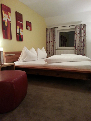 Bedroom 12