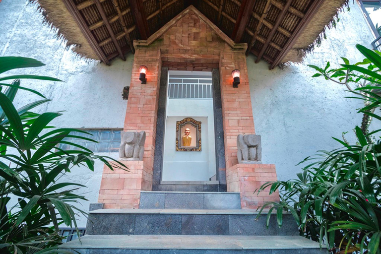Exterior 4