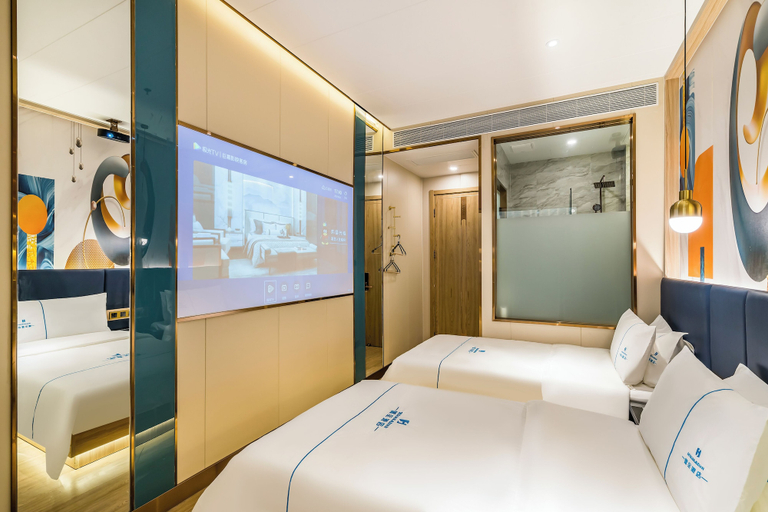 Bedroom 2, Dequan Luxury JingGuang Hotel, Beijing