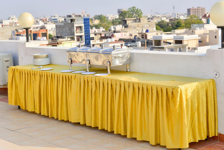 Food & Drinks 4, Hotel Karni Vilas, Jaipur