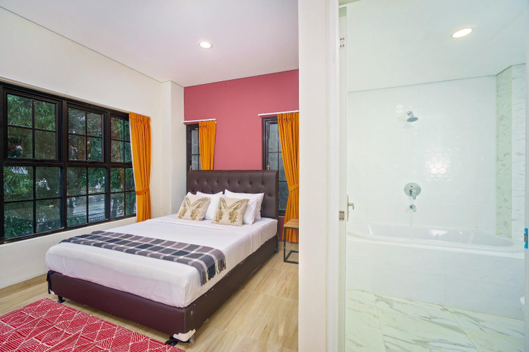 Bedroom 12