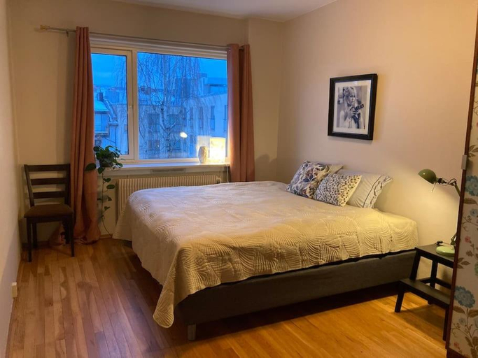 Bedroom 2, Spacious & cosy apartment - ideal location Majorstuen, Oslo