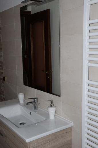 Bathroom 2, B&b Mami, Potenza