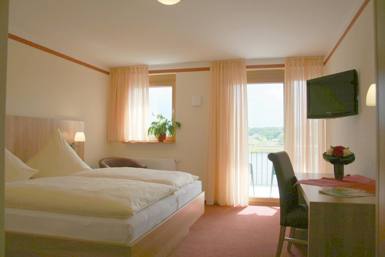 Bedroom 2, Gasthof Zum Schwanen, Aschaffenburg