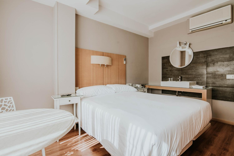 Bedroom 3, Hotel Isasa, La Rioja
