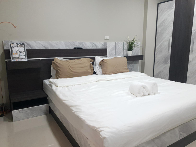 Bedroom 12