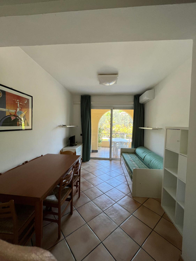 Dining Room 7
