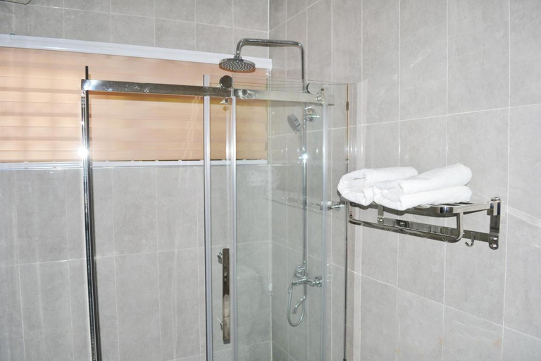 Bathroom 3, Best Lodge, Tamale