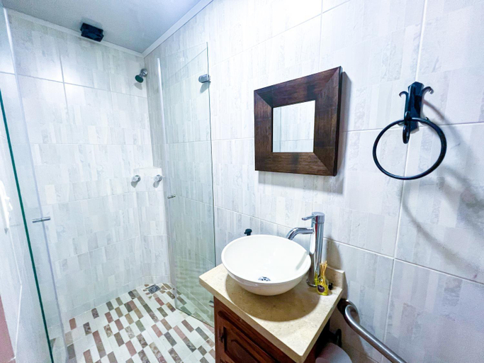 Bathroom 3, Serena Morena, Villa de Leyva