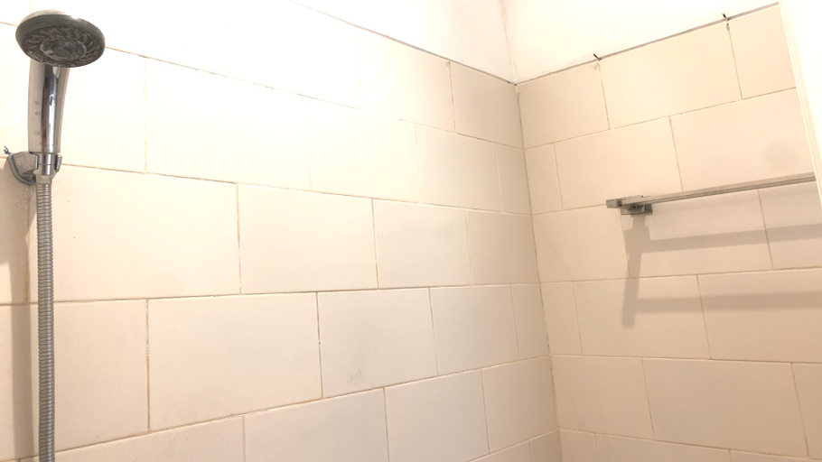 Bathroom 9