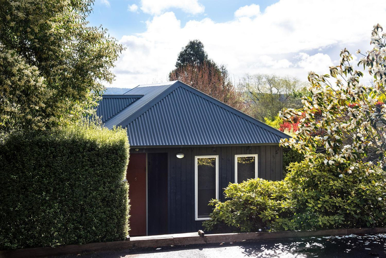 Orford Panache, Hepburn - East