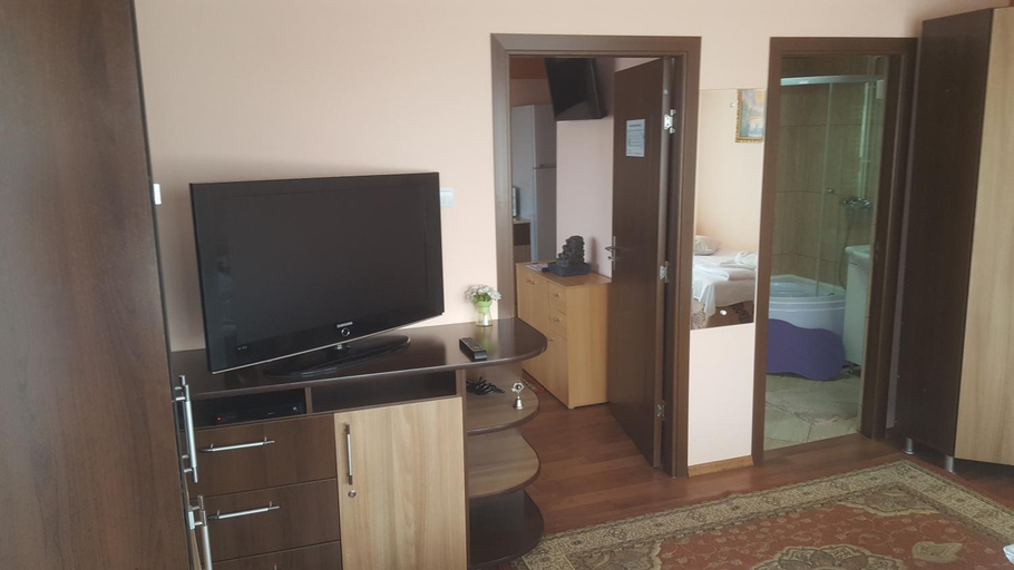 Others 5, Casa Paul, Galati