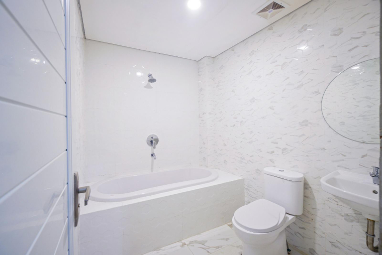 Bathroom 10