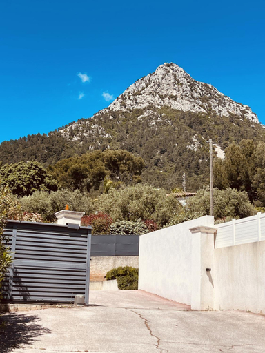 Others 2, Studio moderne tout confort, Var
