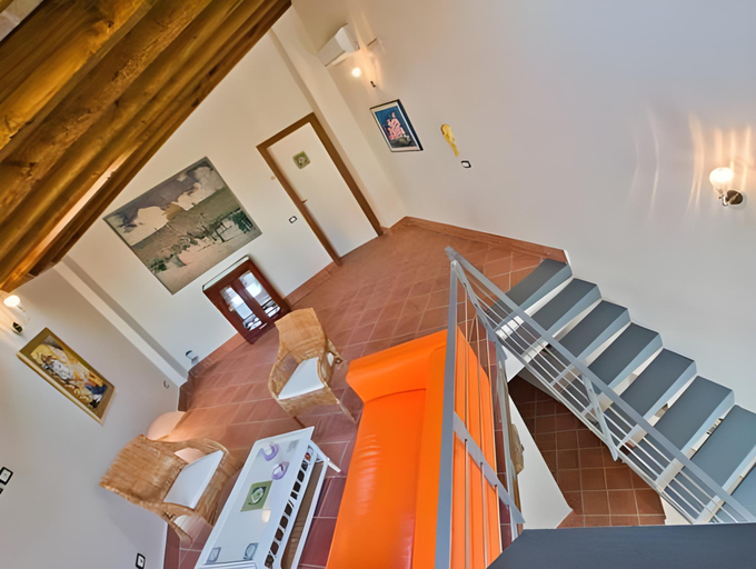 Others 4, B&B Corte Catalana, Napoli