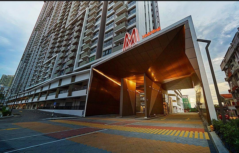 Entire Apartment in Luxury Condominium Mvertica KL, Kuala Lumpur