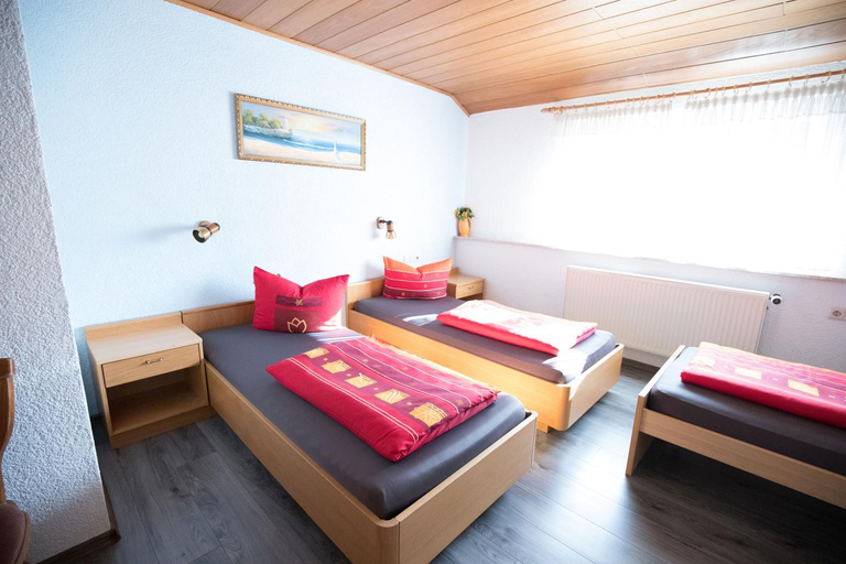 Bedroom 3, Hotel Fantastic, Esslingen