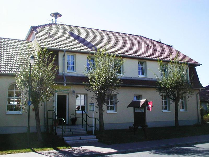 Others 2, Landgasthaus am Dolgensee, Oder-Spree