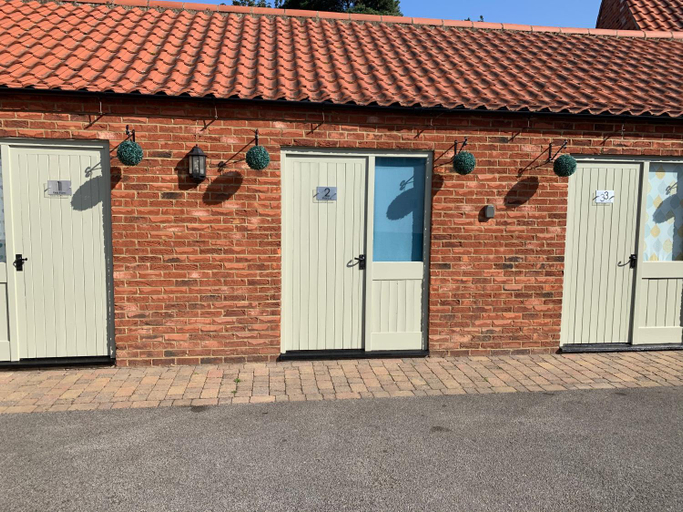 Others 5, The Olive, Lincolnshire