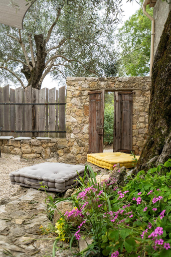 Others 5, Mas Osmeea, Alpes-Maritimes