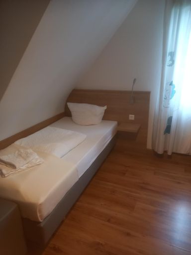 Others 4, Hotel Krone Bad Cannstatt, Stuttgart