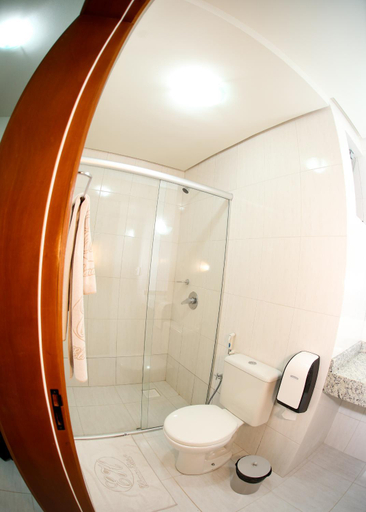 Bathroom, Elsenau Hotel, Panambi