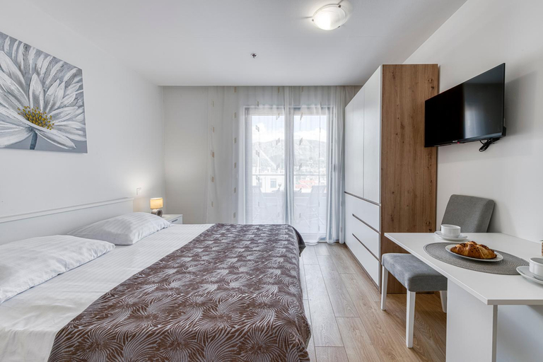 Bedroom 2, Dubrovnik Skyline Apartments, Dubrovnik