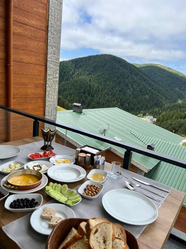 Food & Drinks 5, seyir yeri otel, Maçka