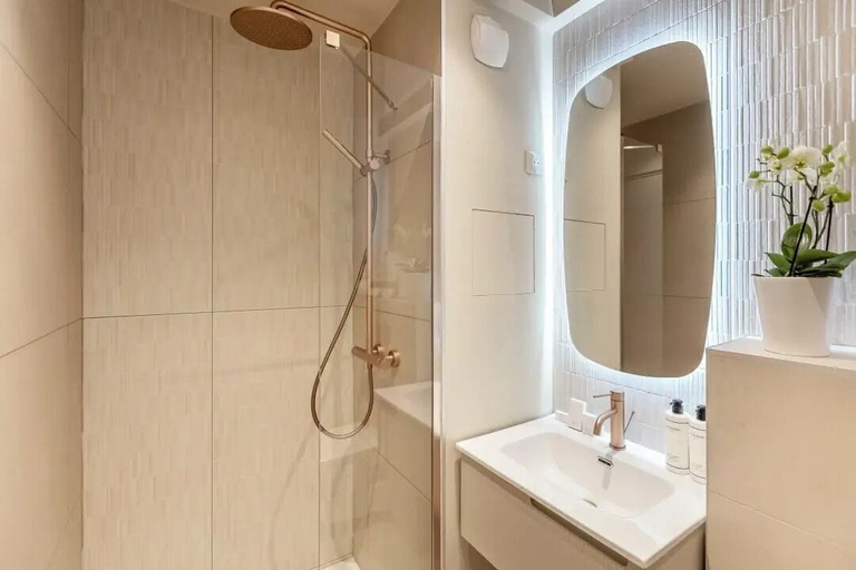 Bathroom 5, Suites FL by Sweett, Paris