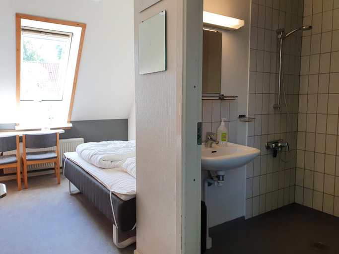 Others 2, Danhostel Ringsted, Ringsted